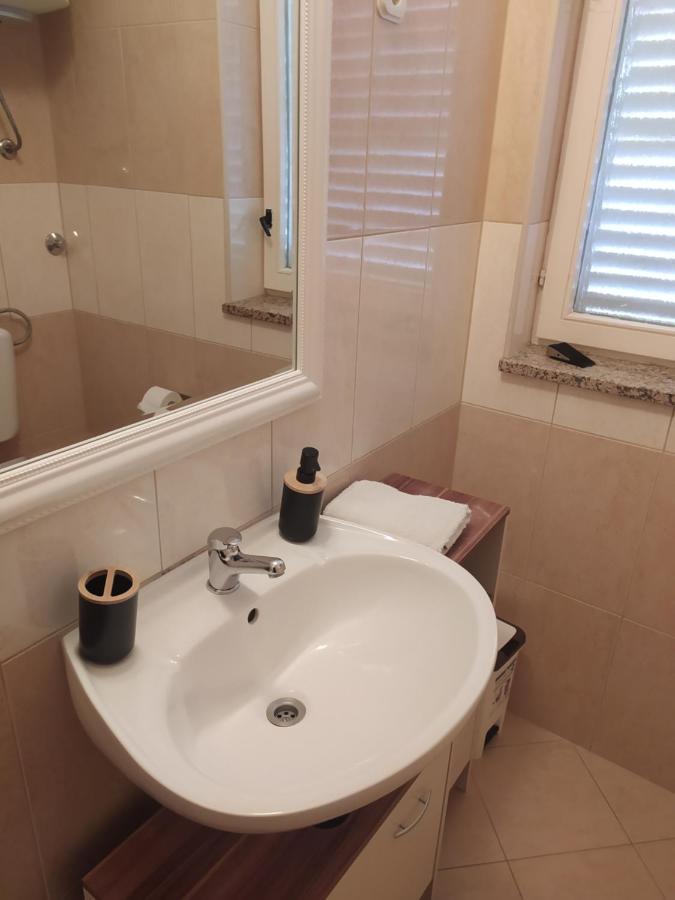 Apartment & Rooms Poppy Rose Задар Екстериор снимка