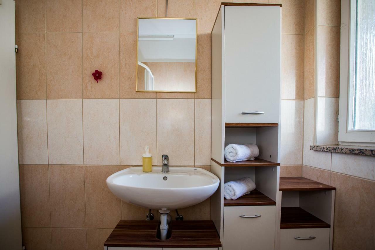 Apartment & Rooms Poppy Rose Задар Екстериор снимка