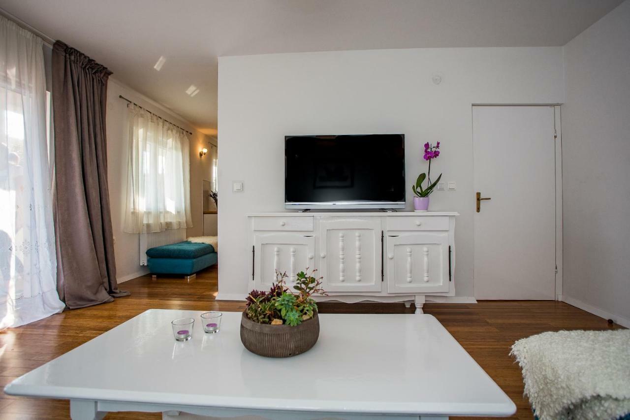 Apartment & Rooms Poppy Rose Задар Екстериор снимка